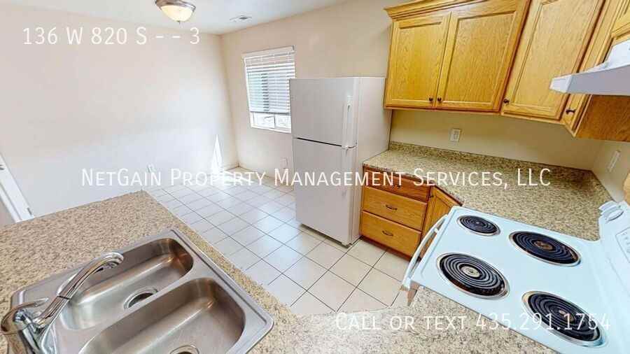 136 W 820 S #3 - Photo 4 of 15