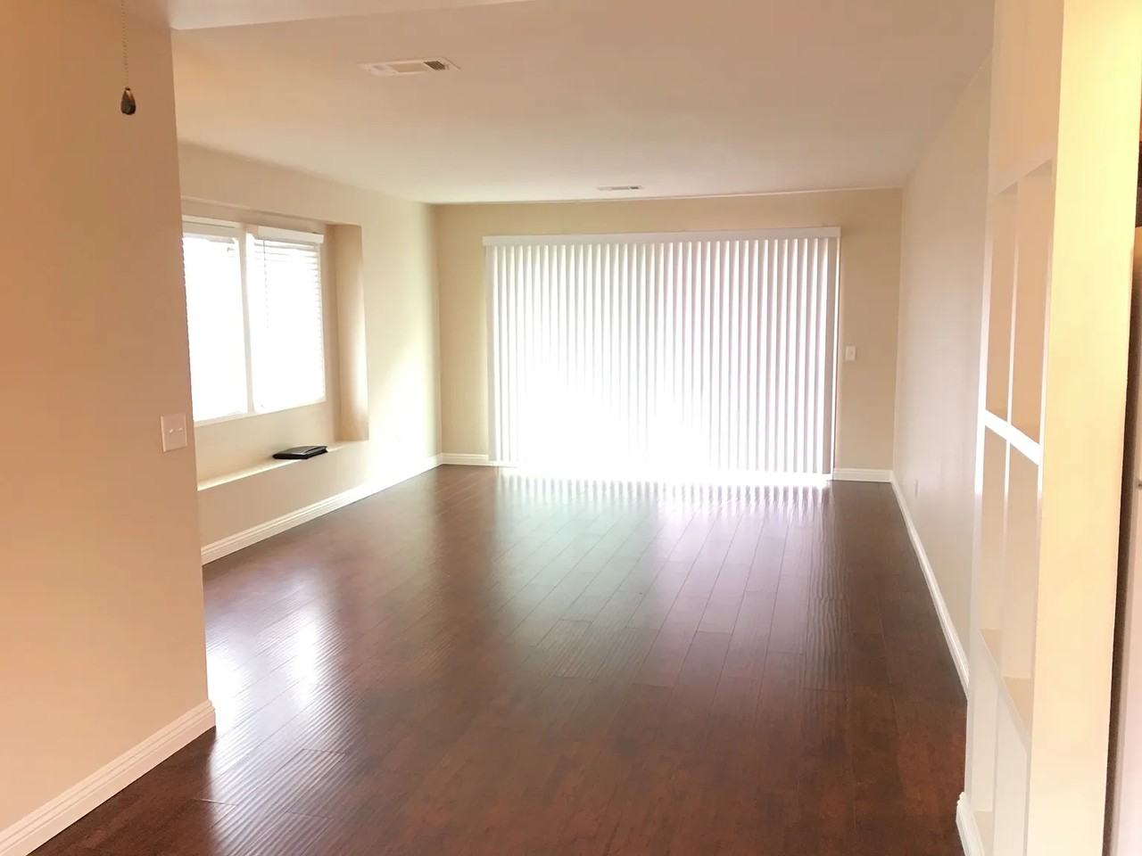 602 West Bellevue Drive #1 - Photo 3 of 34