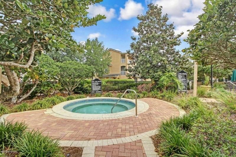 10075 Gate Pkwy N #1610 - Photo 4 of 17