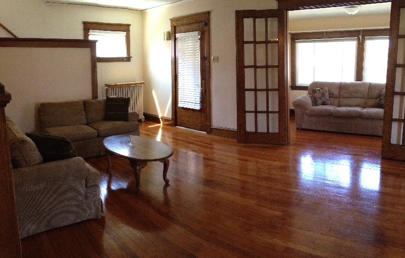 310 Howard St - Photo 2 of 12