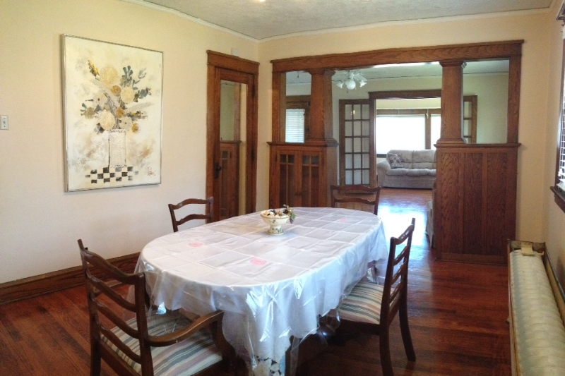 310 Howard St - Photo 4 of 12