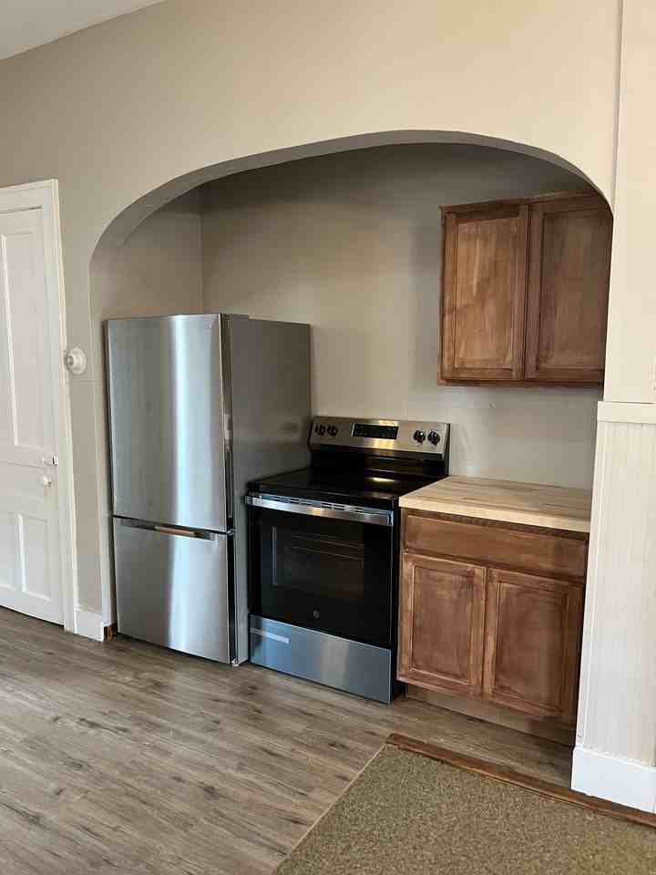 70 2nd St #1 - Photo 2 of 10