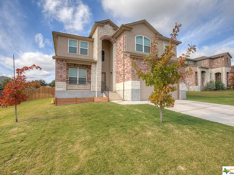 2126 Flintshire Dr - Photo 2 of 24