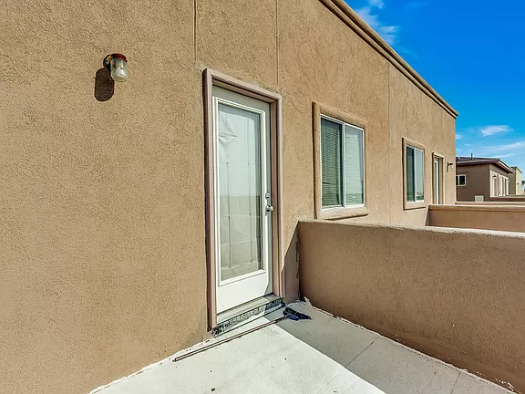 5912 Cielo Del Rey Pl #B - Photo 3 of 11
