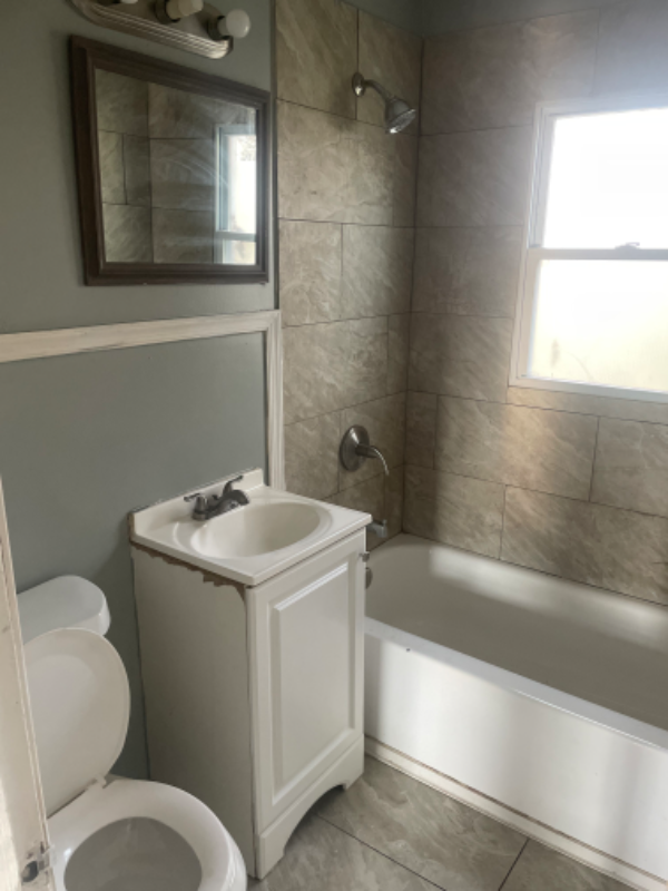 1432 N Minneapolis St - Photo 4 of 7
