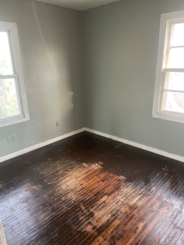 1432 N Minneapolis St - Photo 6 of 7