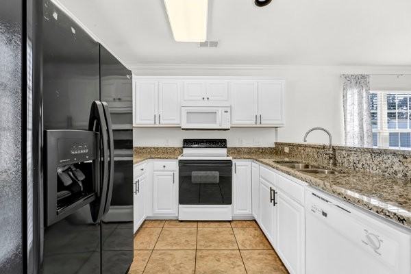 395 Thistle Ln - Photo 4 of 4