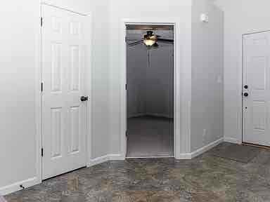 2409 Fleming Dr - Photo 3 of 24