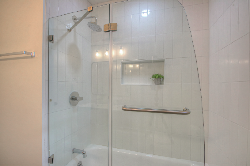131 Mcbratney Dr - Photo 7 of 18