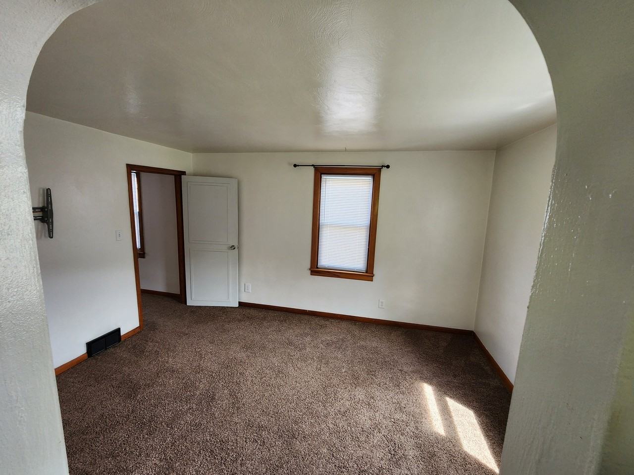 Rear - Photo 4 of 15