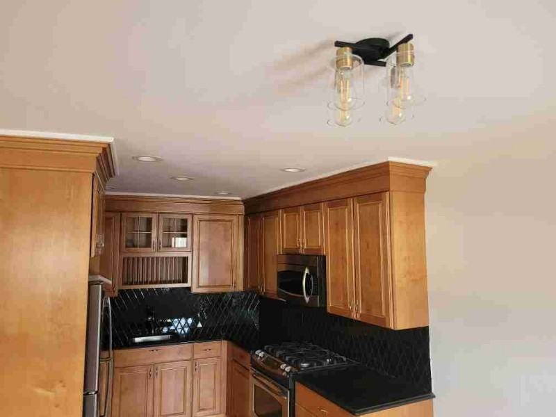 108 Franklin Ave #1