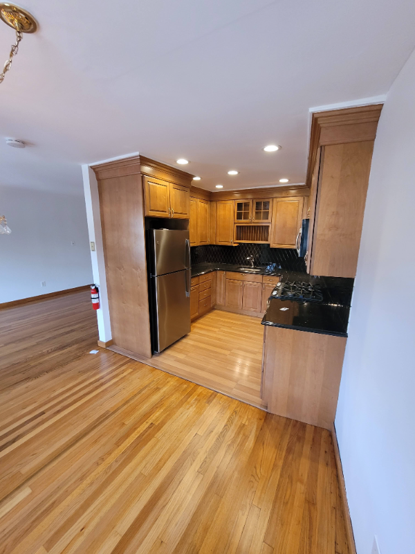 108 Franklin Ave #1 - Photo 2 of 8