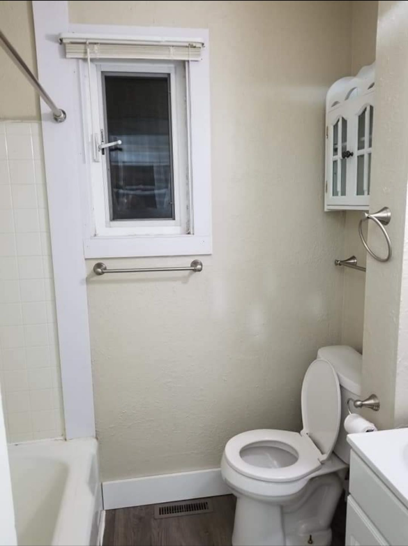 515 6th St - Photo 2 of 10