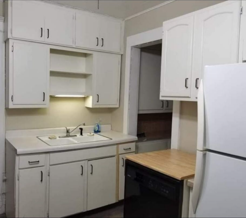 515 6th St - Photo 3 of 10