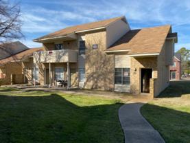 402 Summer Ct Apt 2b #2B - Photo 1 of 1
