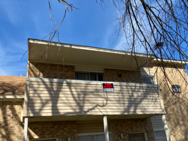 402 Summer Ct Apt 2b #2B - Photo 4 of 23