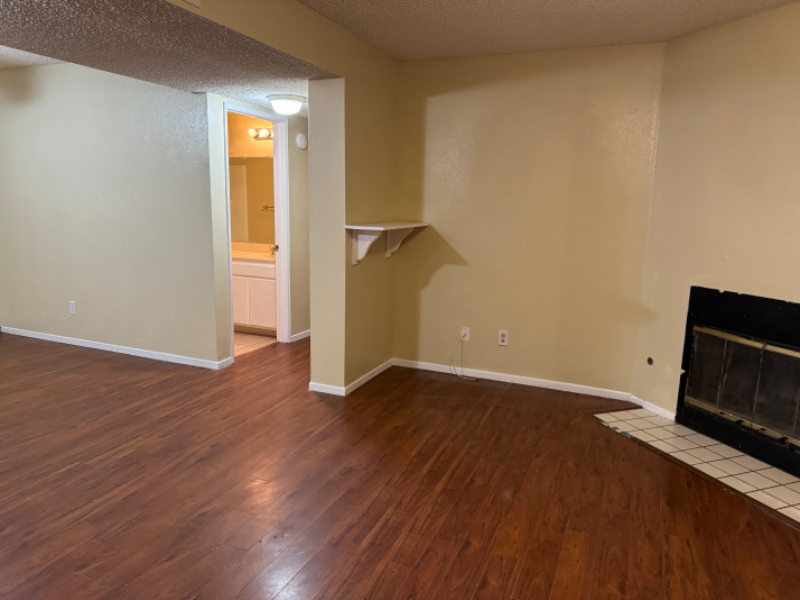 8327 Vineyard Ave #3 - Photo 2 of 13
