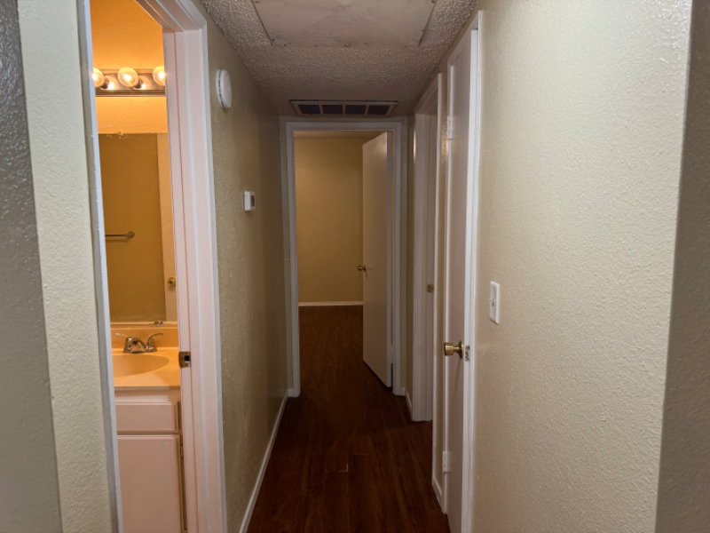 8327 Vineyard Ave #3 - Photo 4 of 13