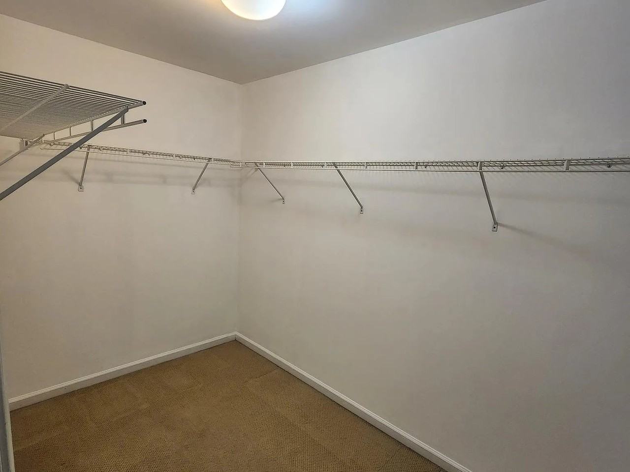 132 Morningside Ct - Photo 4 of 20