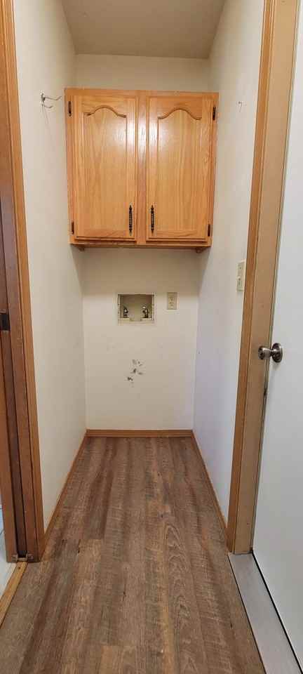 2793 W Katella Ln - Photo 5 of 32