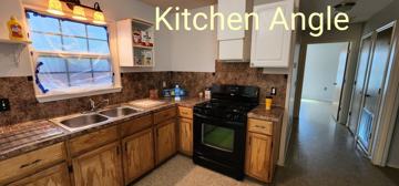 featured image of 622 Lee Garza St