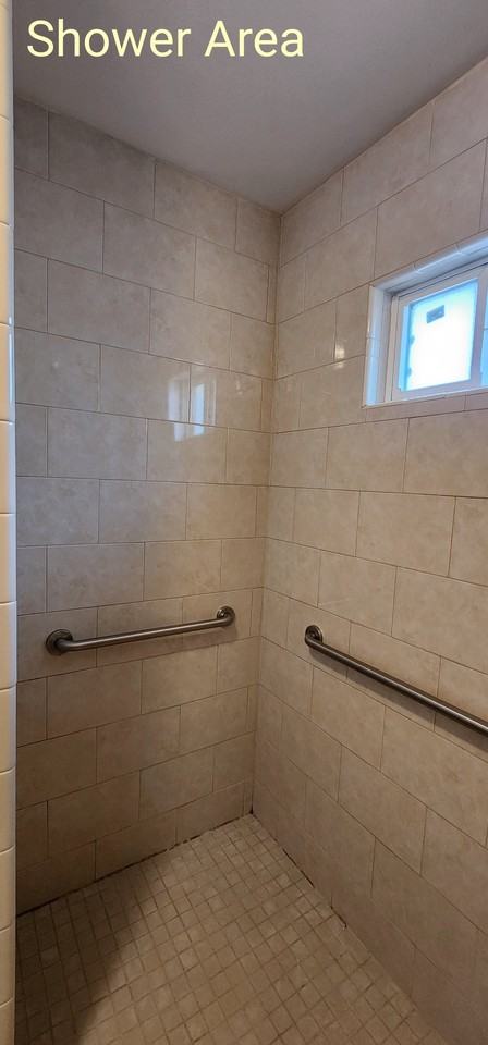 622 Lee Garza St - Photo 5 of 10