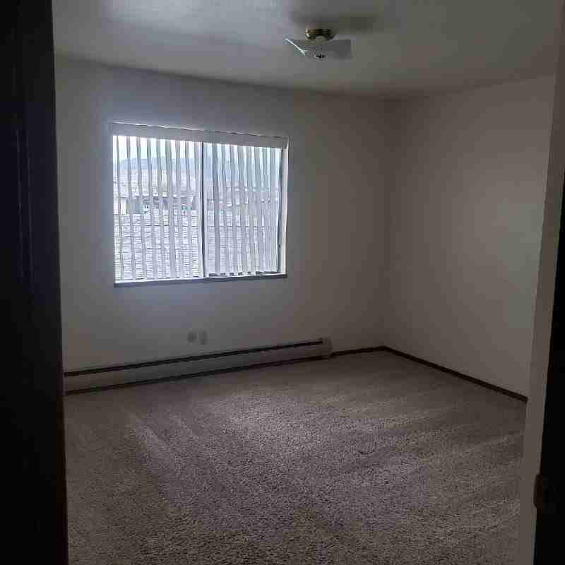 1508 Ernest Ave #13 - Photo 3 of 5