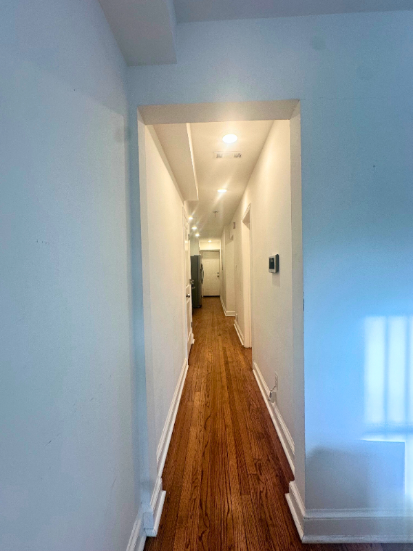 1009 46th St Ne #1 - Photo 5 of 20