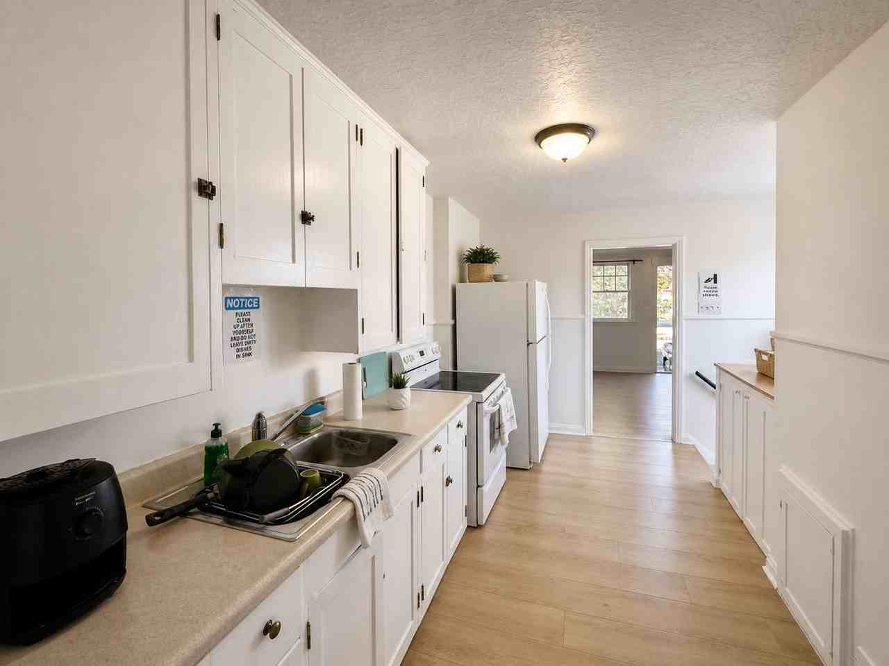 440 E Garfield Ave - Photo 3 of 7