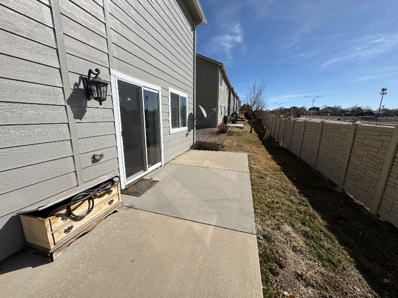 3824 Swainson Dr - Photo 2 of 23