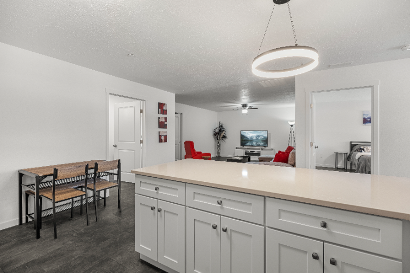 140 Railroad Ave #4 - Photo 2 of 20