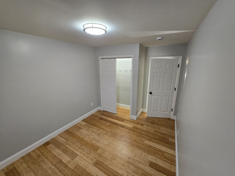 204 Grand Ave #10