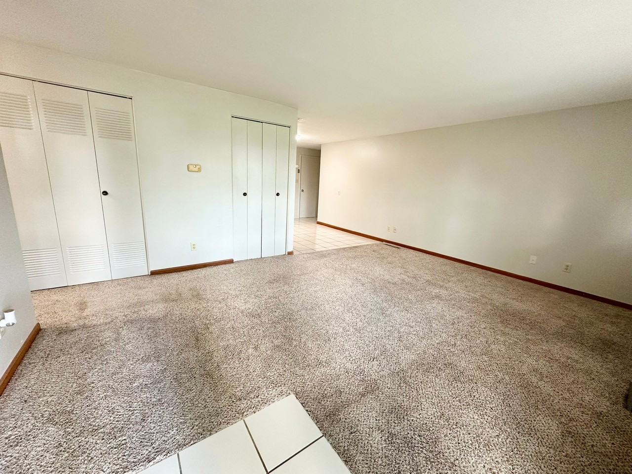 7075 Bartlett Rd - Photo 3 of 35