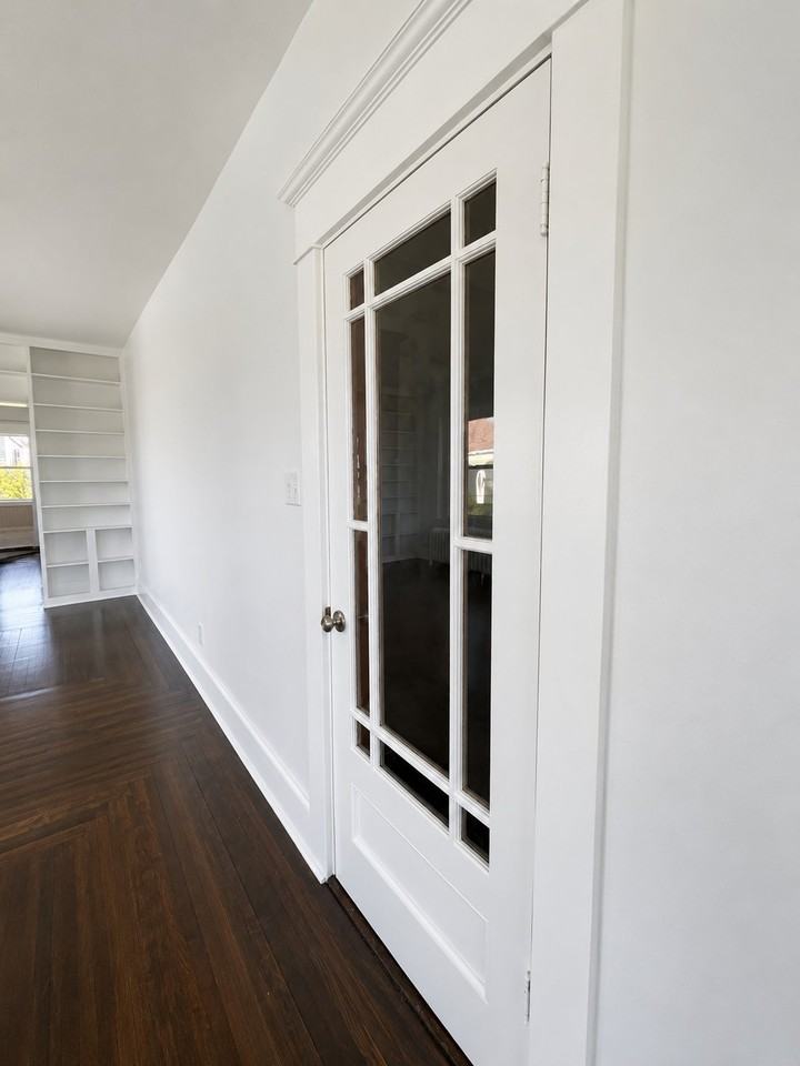 48 Irvington St #1 - Photo 6 of 9