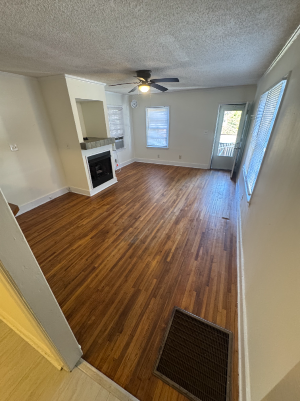 2103 Wilson Dr #2B - Photo 3 of 5