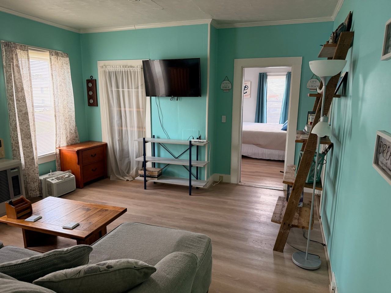 93 Ocean Ave #1 - Photo 3 of 12