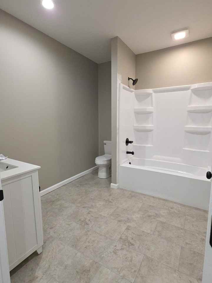 416 S Central Ave #3 - Photo 3 of 7