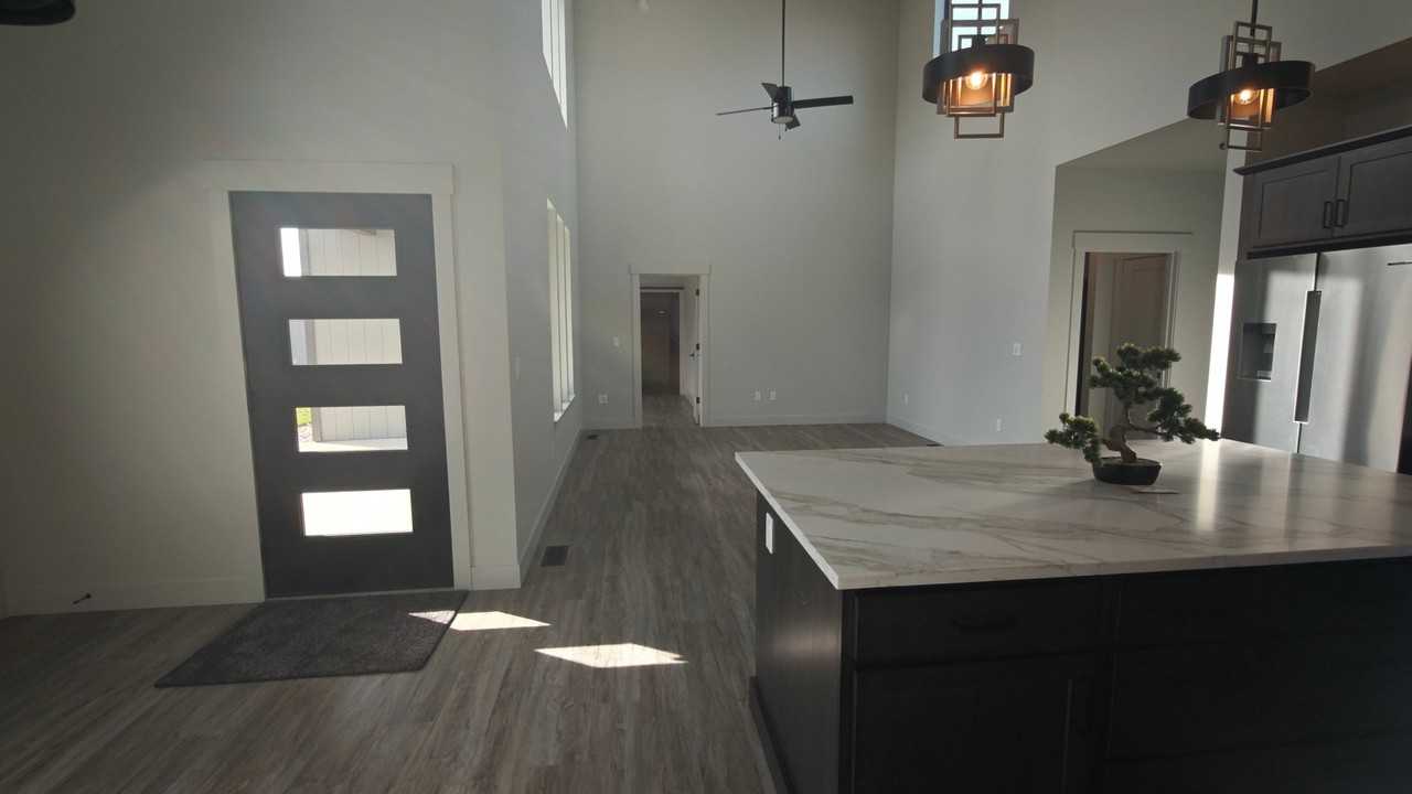 3419 Baneberry Ln - Photo 4 of 21