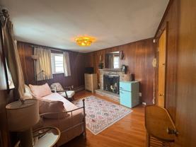 18 Laurelhurst Rd - Photo 1 of 1