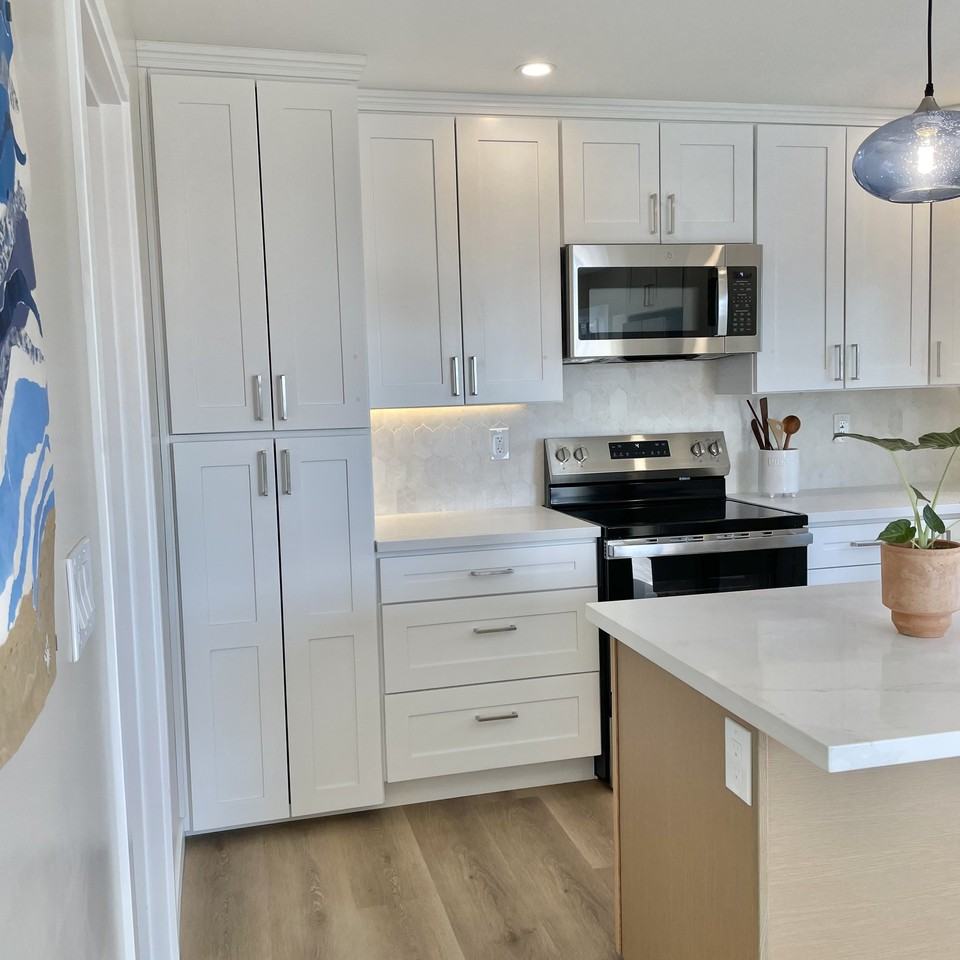 385 Theresa Way - Photo 5 of 18