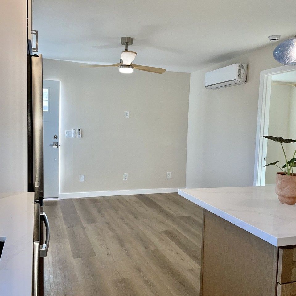 385 Theresa Way - Photo 7 of 18