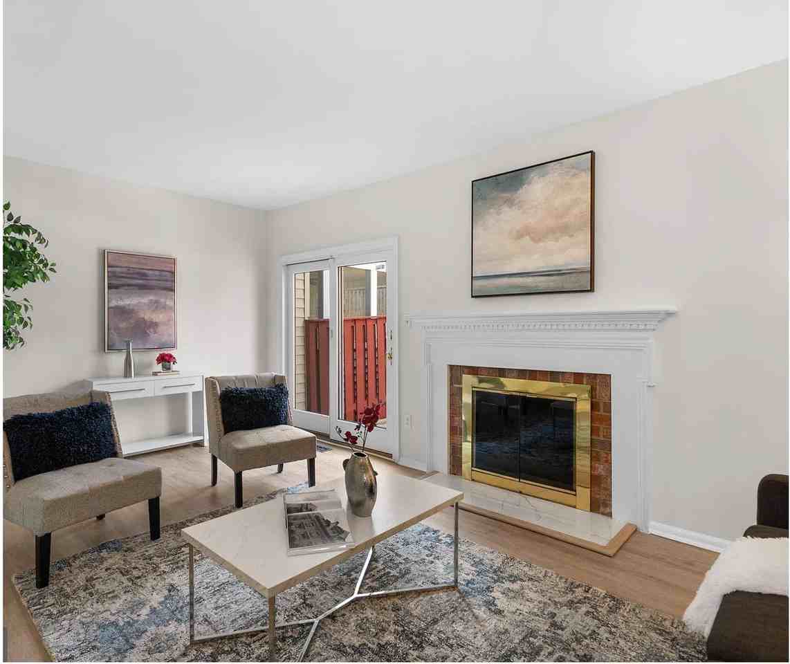 1713 Redgate Farms Ct - Photo 4 of 20