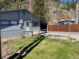 featured image of 20651 N Altamont Rd