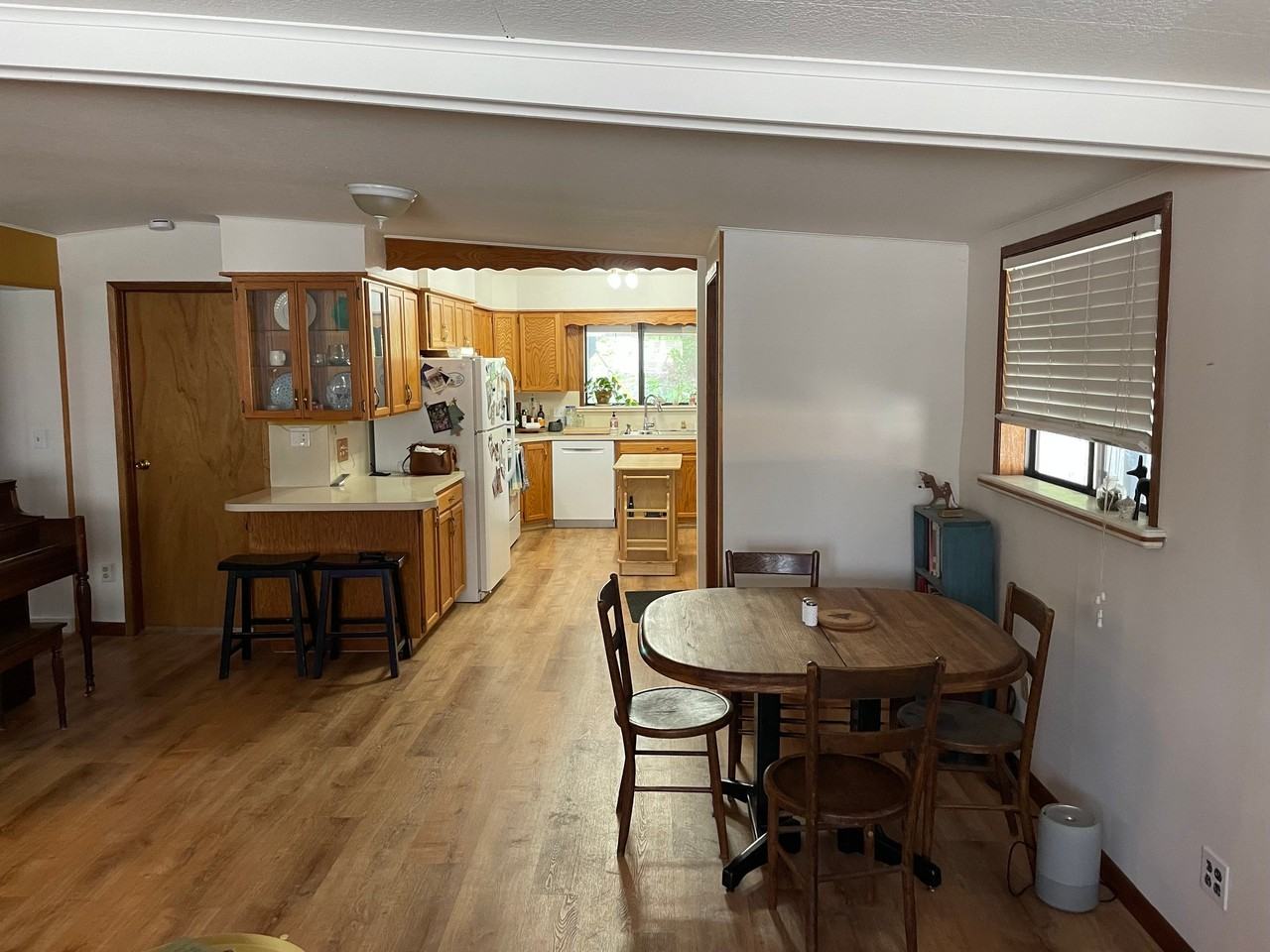 20651 N Altamont Rd - Photo 3 of 29