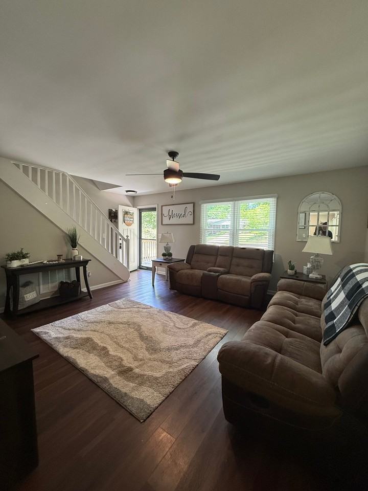 2146 Marwood Ln - Photo 6 of 15