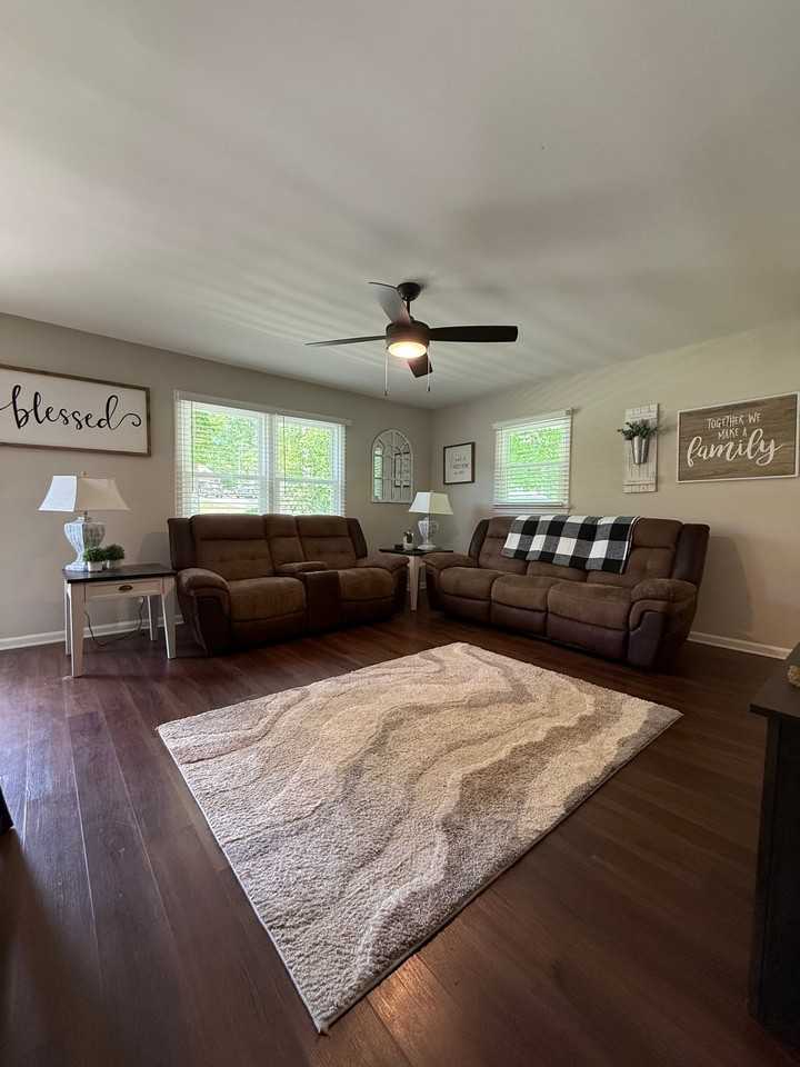 2146 Marwood Ln - Photo 7 of 15