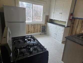 518 E 10th St #2ndFL - Photo 2 of 15