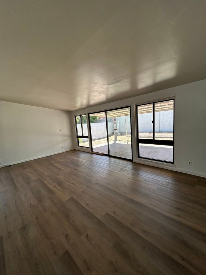 625 N 21st St - Photo 2 of 17