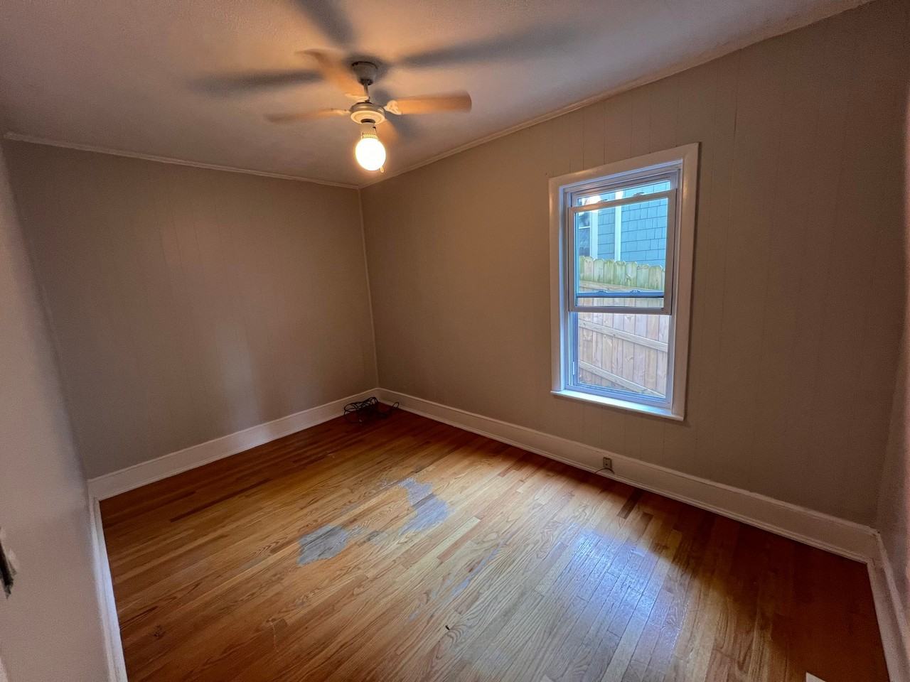 60 Pine St #1 - Photo 6 of 17