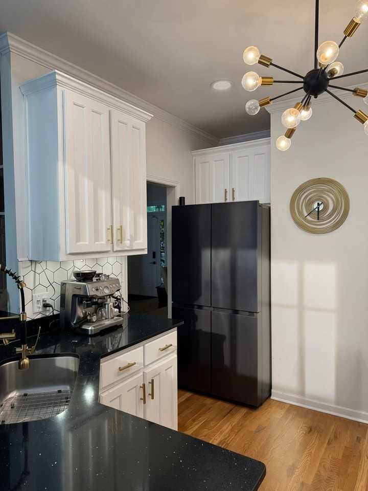 241 S Chattahoochee Dr - Photo 5 of 16
